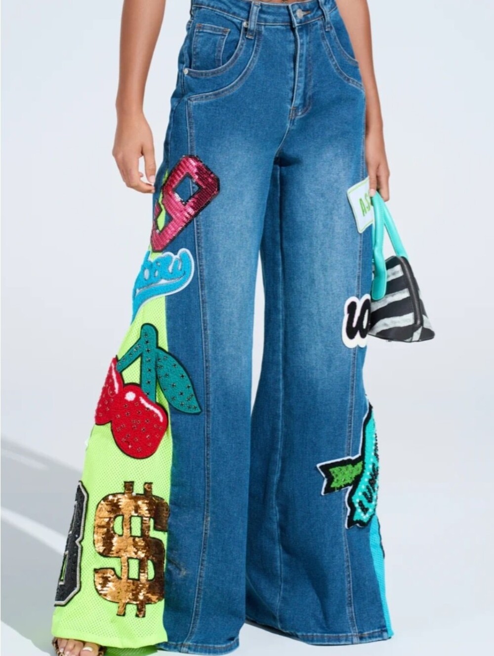 Women's Blue Wide-Leg Embellished Jeans
